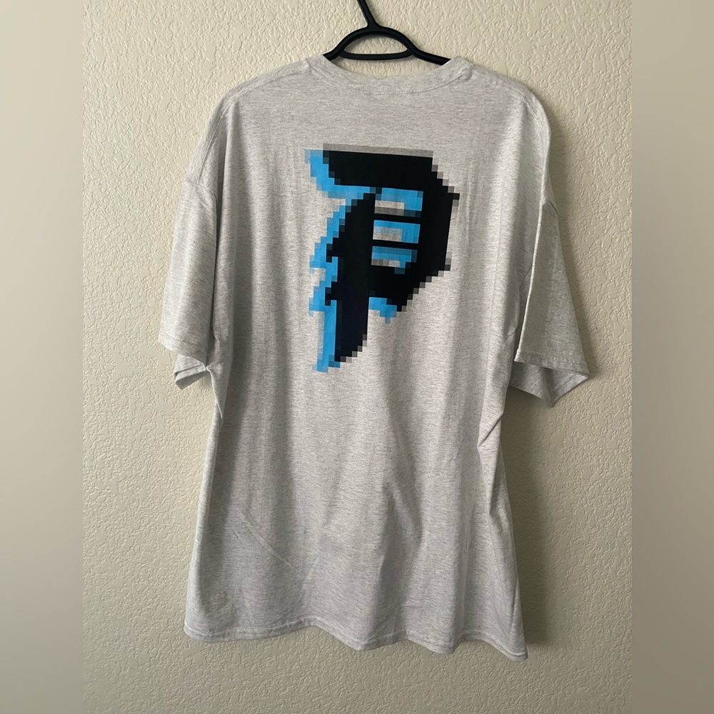 Primitive pixelated P XXL shirt